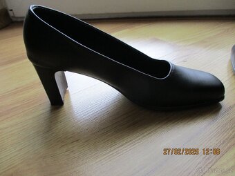 Černé dámské kožené lodičky 39 - 7