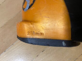 Přeskáče / Lyžařské boty 215mm - 7