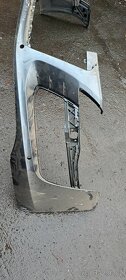 Predni naraznik audi R8 4S 420807437H - 7
