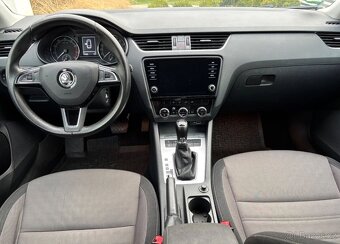 Skoda Octavia 2.0 TSI Ambition DSG - 7