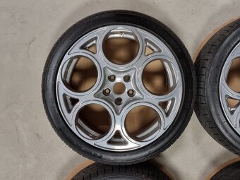 alu ALFA ROMEO GTA 7,5x17" 5x98 ET35 s pneu 215/40 R17 - 7