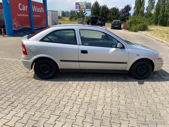 Opel Astra 1.6 16v - 7