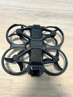 FPV dron DJI Avata 2 Fly More Combo + příslušenství (5 bater - 7