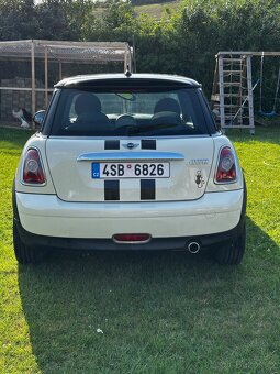 MINI Cooper 1.6 88 kW (120 koní) - 7