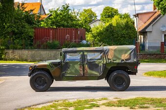 HMMWV M998 z roku 1982 - 7