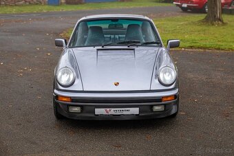 Porsche 911 Carrera 3.2 - 7