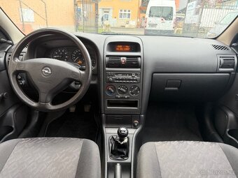 Opel Astra 1.2 - 7