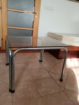 Prodám malá skládací křesla, zdarma přidám stolek - 7