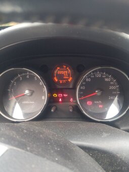 prodej SUV - 7