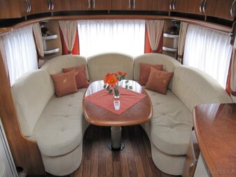 Prodám karavan Hobby 540 ufe,r.v.2010 + mover, markýza, stan - 7