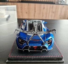 Frontiart 1/18 - Zenvo TSR-S - 7