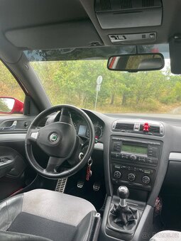Škoda octavia 2rs 2.0tfsi - 7
