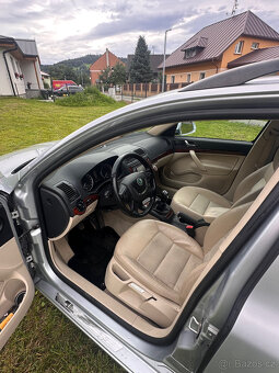 Škoda Octavia II Combi Elegance 2.0 TDI 103kw - 7