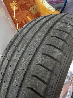 Alu kola r20 s pneu na Mercedes ML - 7