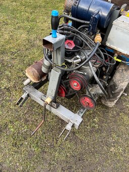 Kloubový malotraktor - 7