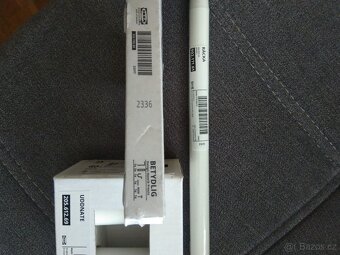 Prodám nástěnnou/stropní konzoli IKEA - 7