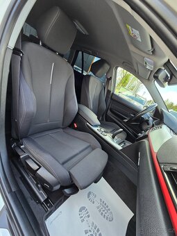 BMW 318D 105kW Touring Automat M-paket Bi-XENON NAVI SENZORY - 7
