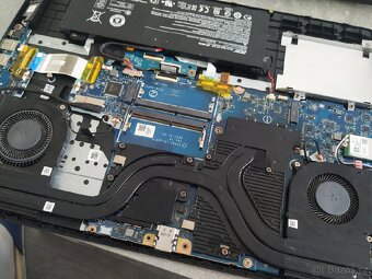 Acer Nitro 5 AN517-41-R28U - 7