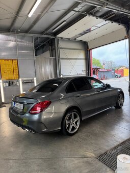 Mercedes Benz C400 - 7
