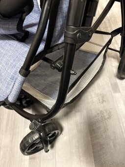 Kočárek pro panenku - 7