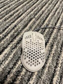 Herní PC růžový - 7