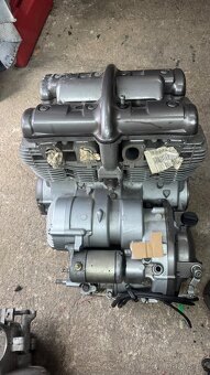 Yamaha xj 600 Diversion - 7