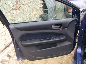 Boční dveře Ford Focus 2 hatchback Modrá Jeans met. - 7