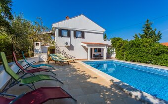Dovolená v luxusních apartmánech po celém pobřeží Chorvatska - 7
