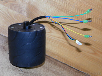 Hnací kolo s BLDC elektromotorem 24V 250W - 7