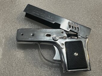 Prodám starý, plně funkční zapalovač s bleskem “pistolka” - 7