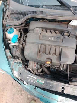 Škoda Octavia 2 1.6 MPI r.v. 2006 bouraná - 7