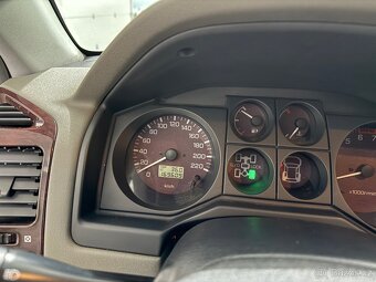 Mitsubishi Pajero 3,5 GDI UZÁVĚRKA TAŽNÉ - 7
