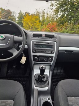 Škoda Octavia 2 2.0 tdi - 7