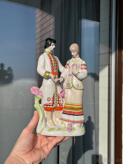 Porcelánová soška Zamilovaný pár 25.5 cm, Polonne USSR - 7