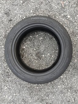 Zimní pneu Nokian 255/45/19 vzorek 6,5mm - 7