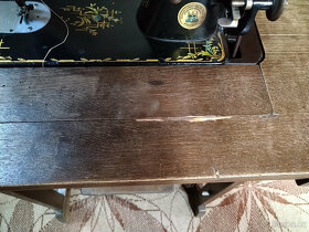 Šlapací šicí stroj Ideal - 7