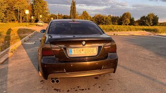 BMW E90 330 xd - 7