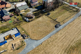Prodej pozemku k bydlení, 1007 m², Perná - 7
