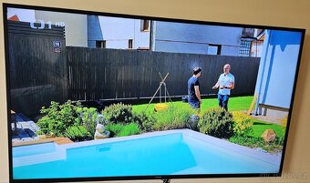 55" Samsung UE55JU6072 - 7