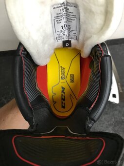 Profi brusle CCM , vel 10,5, stélka 28,9 cm, nové - 7
