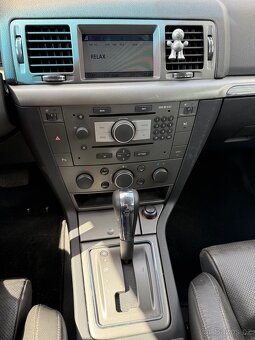 Prodám Opel Signum 3.0 CDTI OPC V6 - 7
