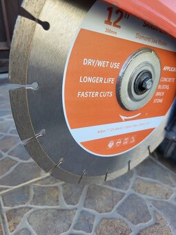 Prodam rozbrusovaci pilu HILTI dsh 600 X (300mm)rok 12.2024 - 7