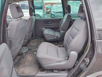 VW Sharan č. 23831 - 7