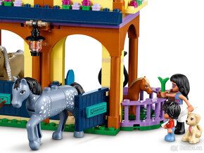 LEGO 41683 Friends - Lesní jezdecké středisko - 7