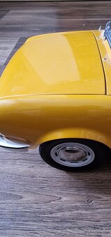 Škoda 100 od deagostini 1:8 - 7