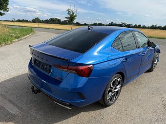 Škoda octavia VRS 2.0tdi 147kw rv:2022/9 havarované - 7