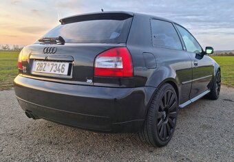 Audi S3 1.8T quattro - 7