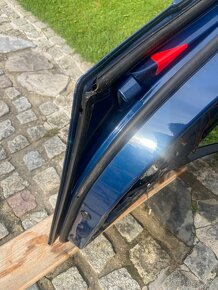 Bmw e39 leve zadní dvere - 7