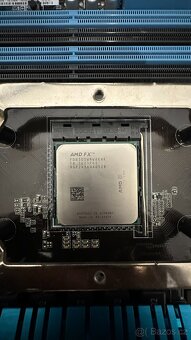 ASUS M5A97 R2.0 + FX-8300 (8C/8T) - 7