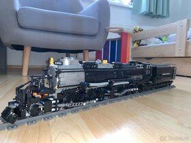 Stavebnice lokomotivy BIG BOY - 7